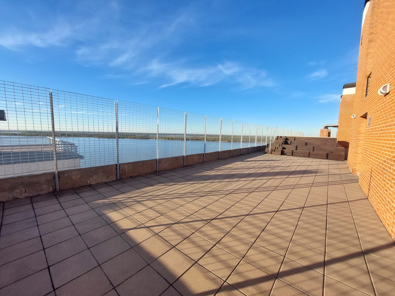 DEPTO. CON COCHERA - PUERTO NORTE