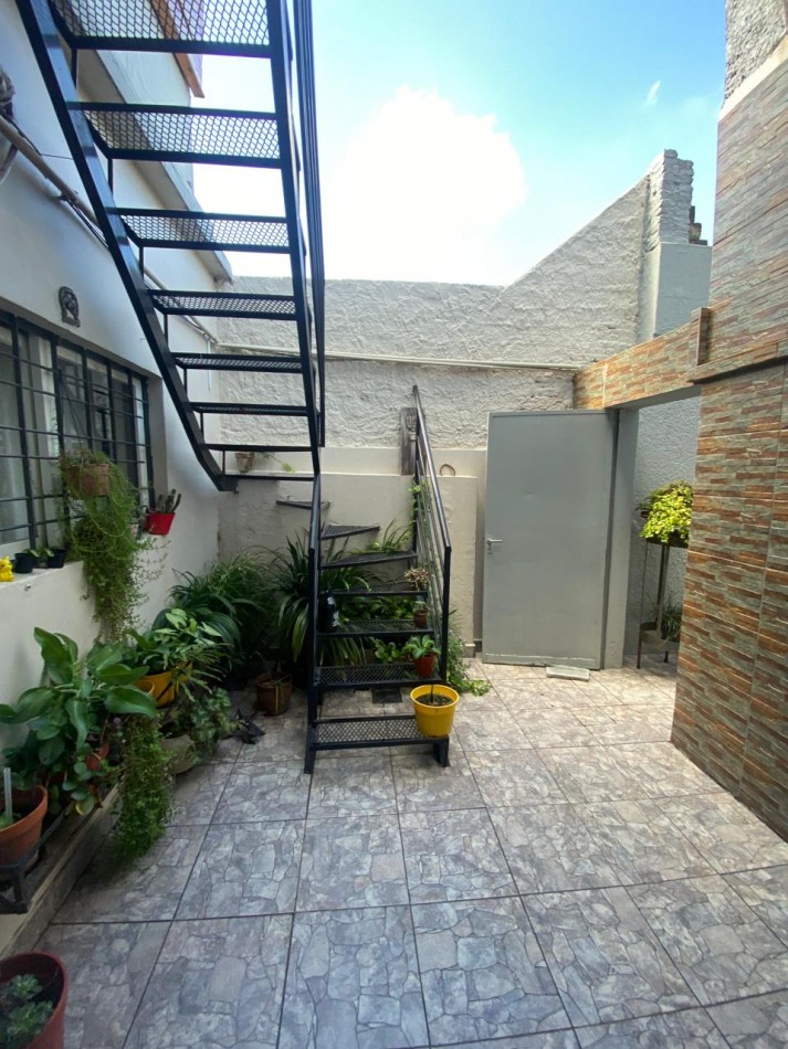 CASA  BARRIO BELLA VISTA