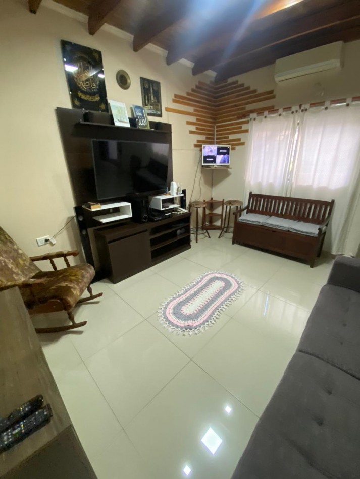 CASA  BARRIO BELLA VISTA