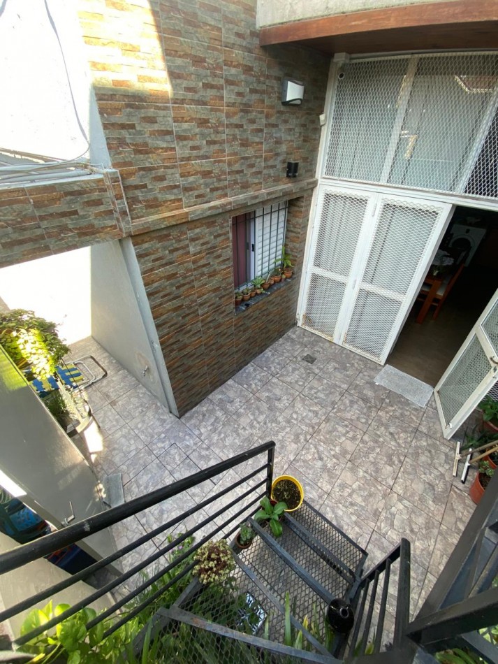 CASA  BARRIO BELLA VISTA