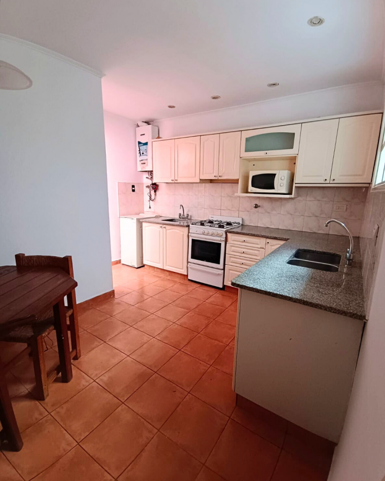 SEMIPISO - BARRIO MARTIN 