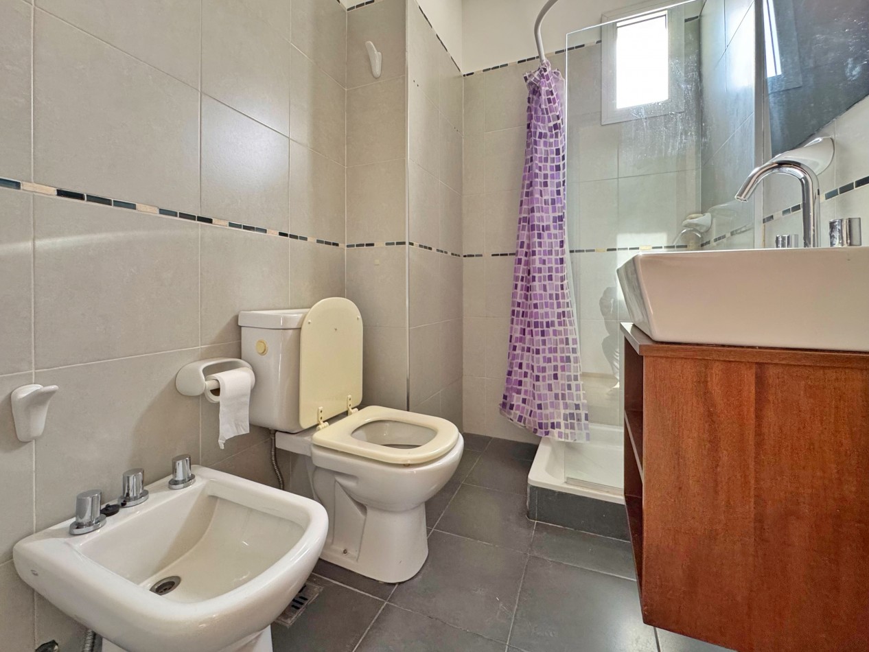 SEMIPISO CON COCHERA