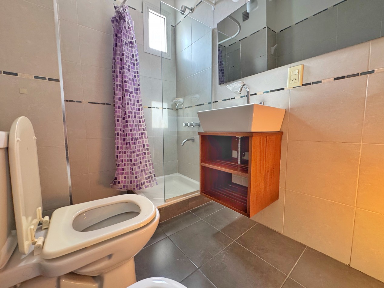 SEMIPISO CON COCHERA