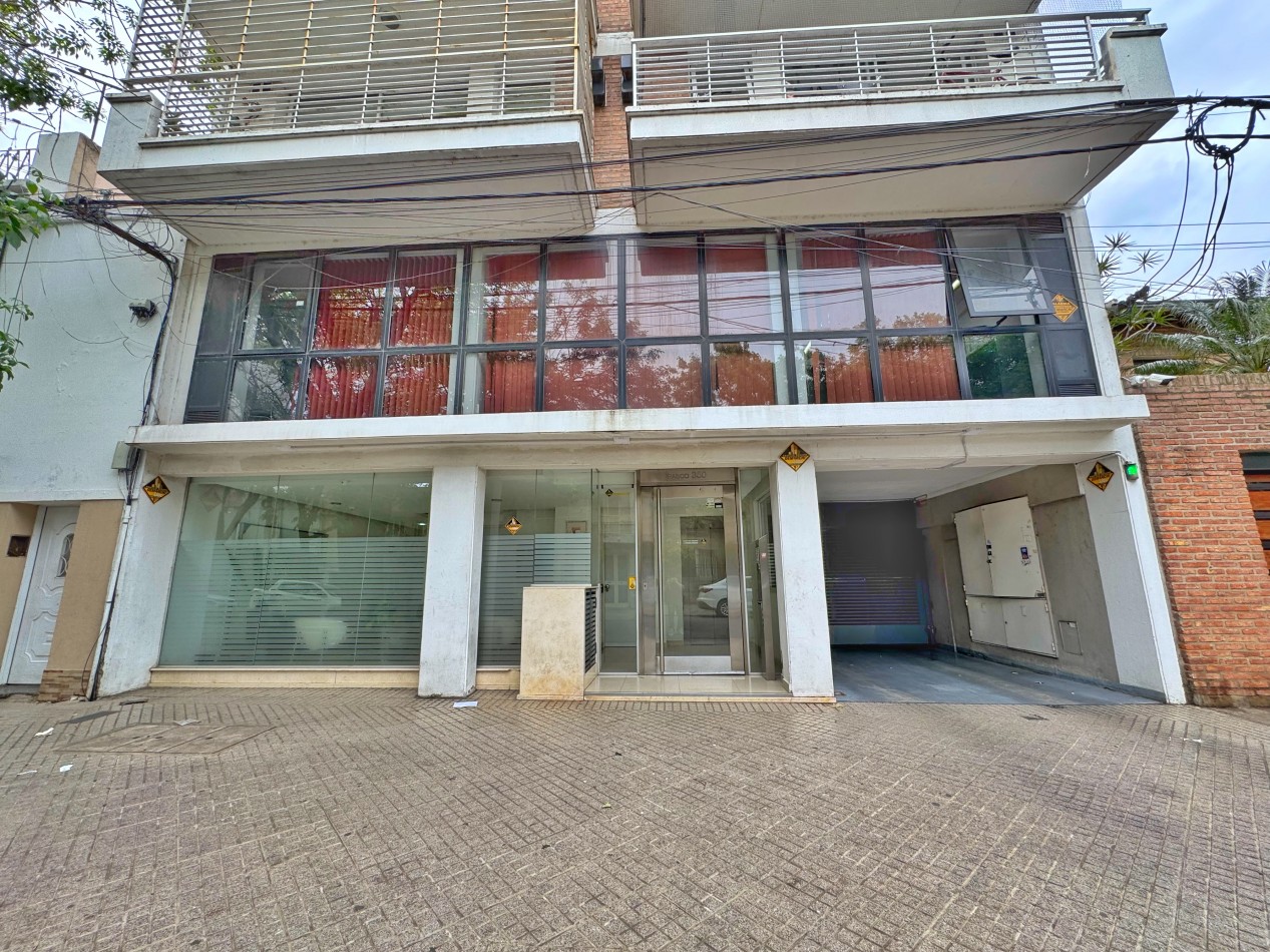 SEMIPISO CON COCHERA