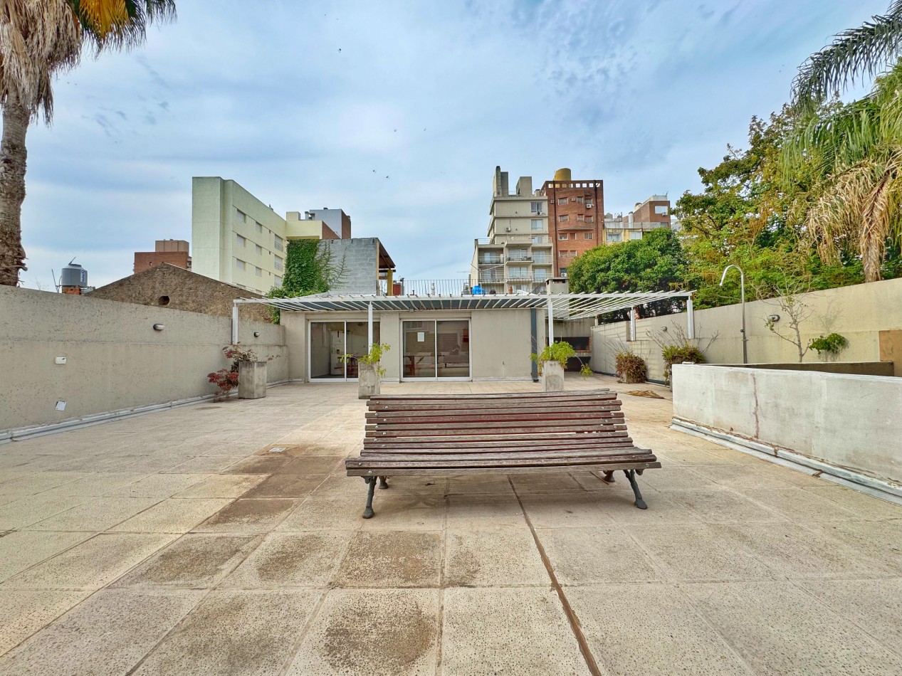 SEMIPISO CON COCHERA