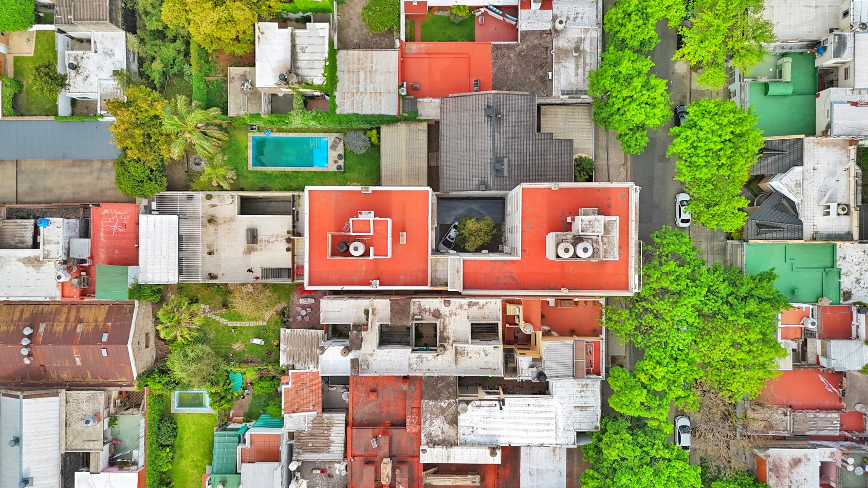 SEMIPISO CON COCHERA